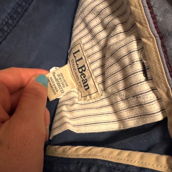 Versatile men's pants by Lands' End. Includes gray, tan, and blue options. Perfe - Picture 4 of 9